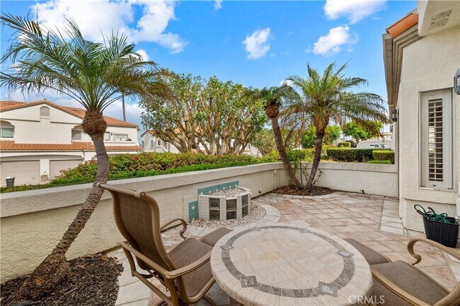 Building Photo - 61 Tennis Villas Dr
