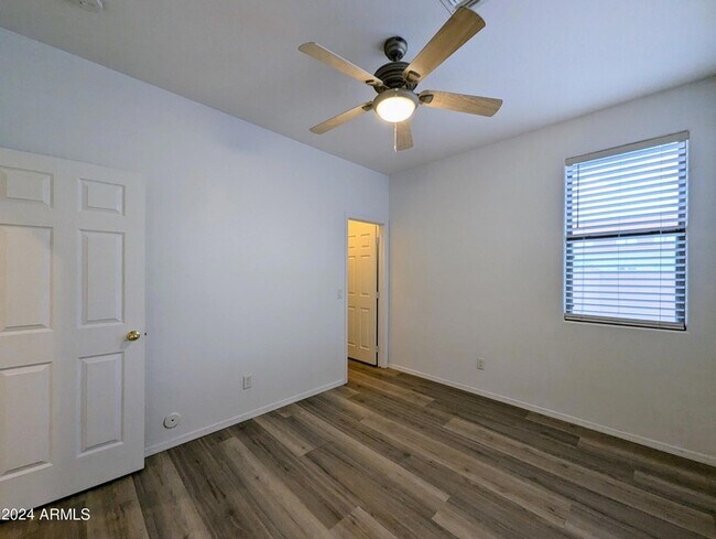 Building Photo - 1530 E Branham Ln