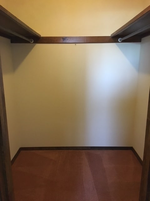 Building Photo - Spacious 2 Bedroom 1 bath with washer & dryer.