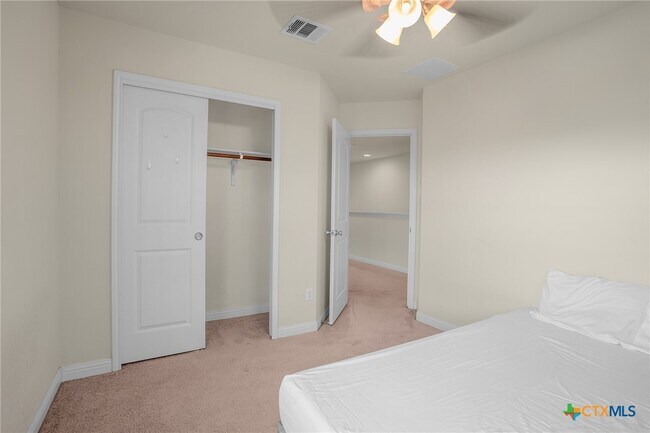 Building Photo - 16012 McAloon Way