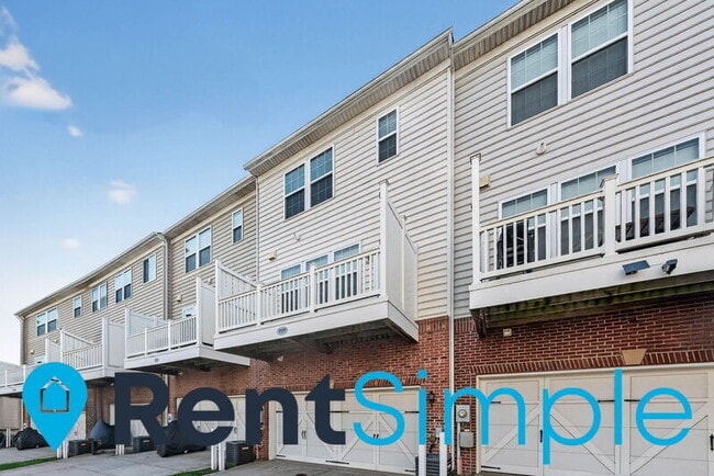 Building Photo - 8808 Bentfield Dr