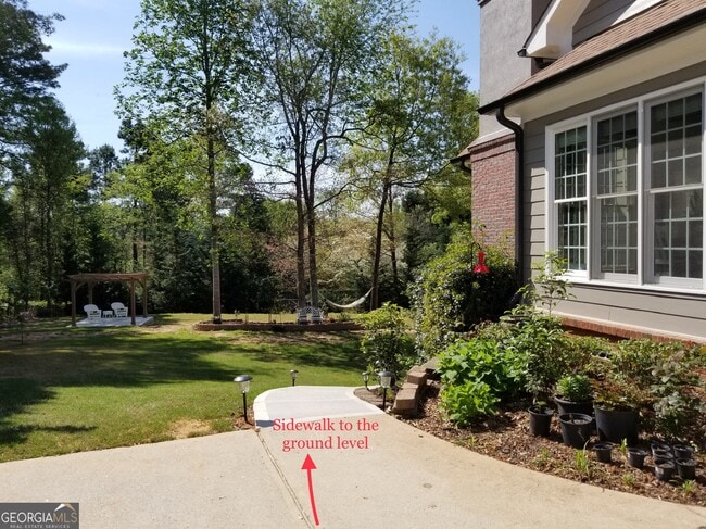 Building Photo - 6729 Great Water Dr