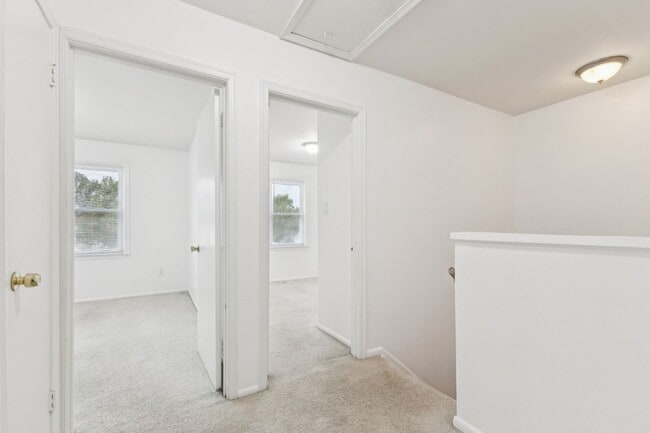 Building Photo - 9520 Mooregate Ct