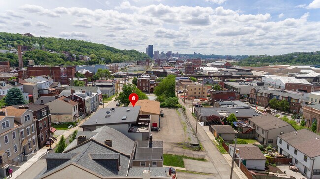 Building Photo - 3433 Ligonier St