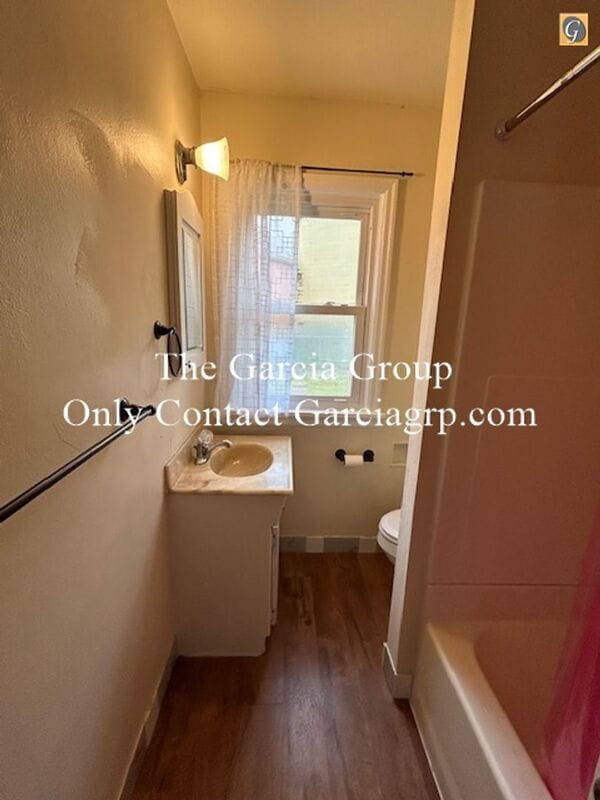 Building Photo - 6924 NE 7th Ave