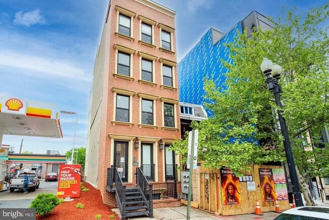 Building Photo - 4010 Georgia Ave NW