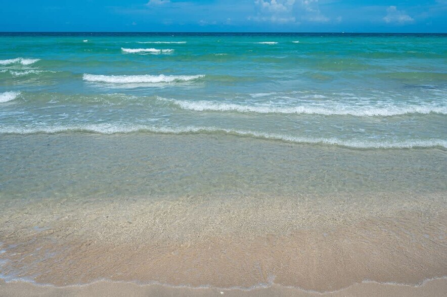 Building Photo - 334 Oregon St