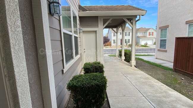 Building Photo - 2978 Jackson Ave