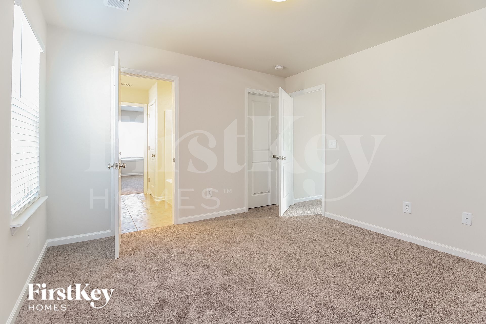 Building Photo - 1207 Mission Hill Ln