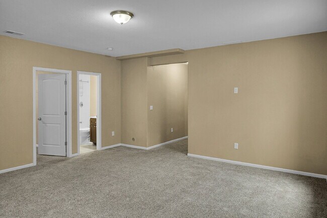 Building Photo - $2,400.00 - 4 Bed, 3.5 Bath Homelocated in the Banning Lewis Ranch neighborhood with Great Commun...