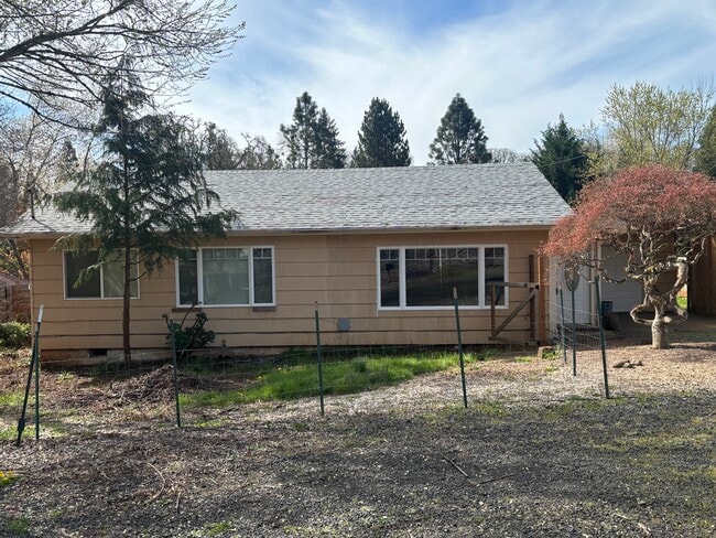 Building Photo - BE-0110