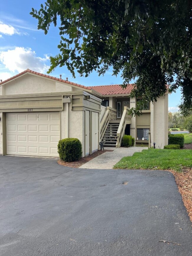 Building Photo - 8102 Cabernet Ct