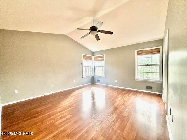 Building Photo - 116 Wellington Ct