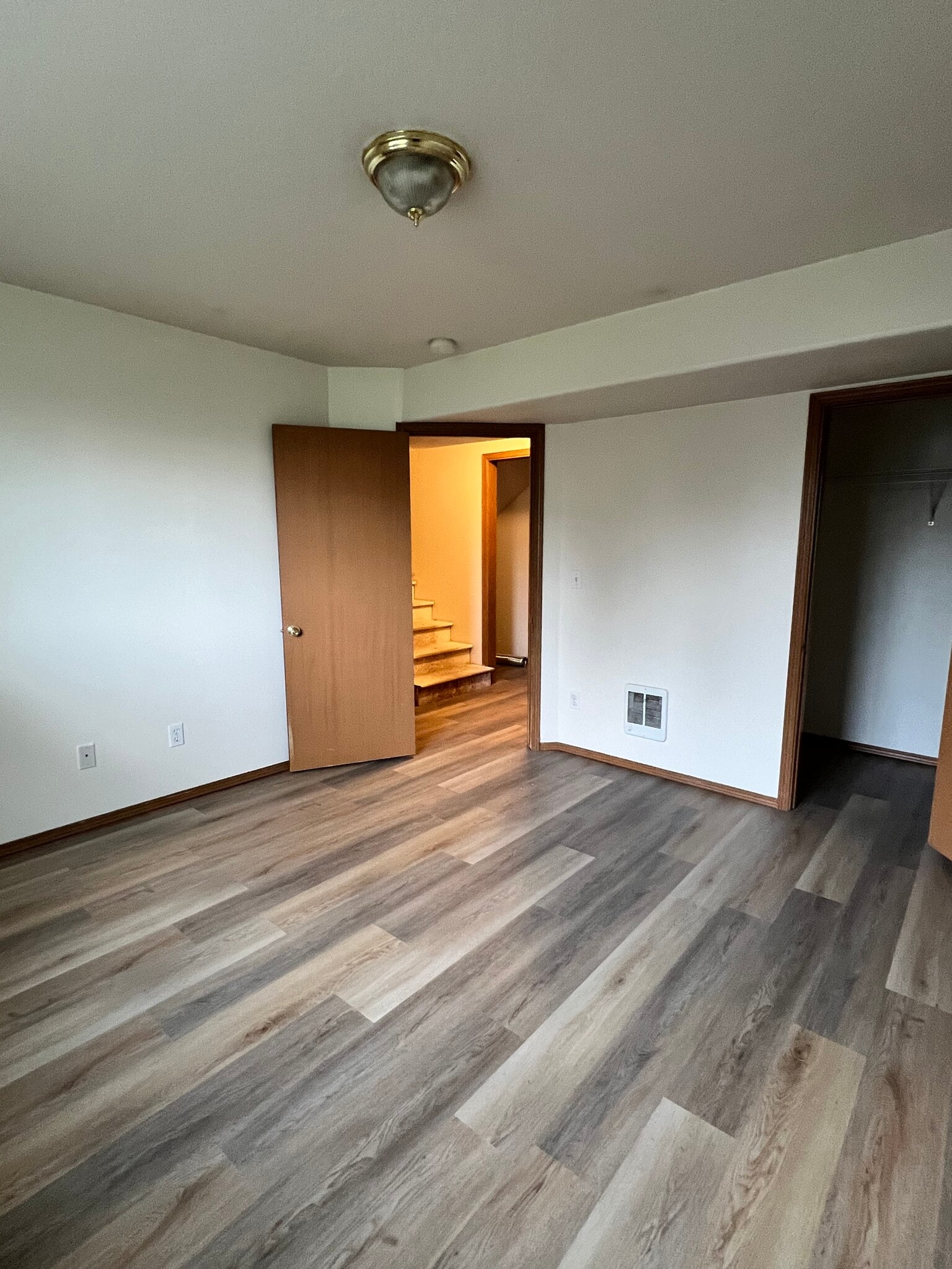 Building Photo - 1625 E Coeur D Alene Ave