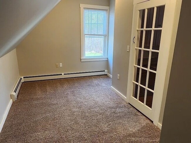 Building Photo - 38 Elmwood B