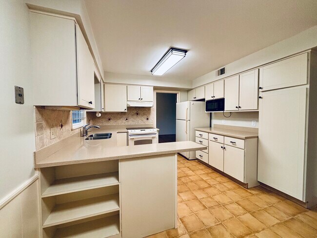 Building Photo - 7743 Highgate Pl