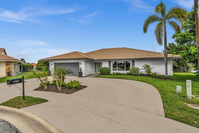 Primary Photo - 12502 Baywind Ct