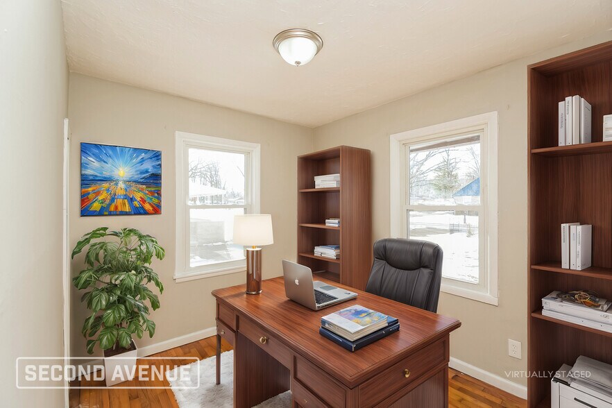 Building Photo - 3645 N Sadlier Dr