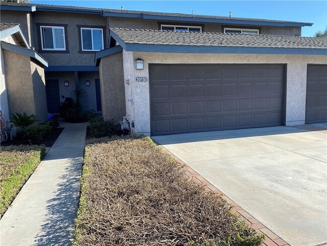 Primary Photo - 20130 Village Green Dr