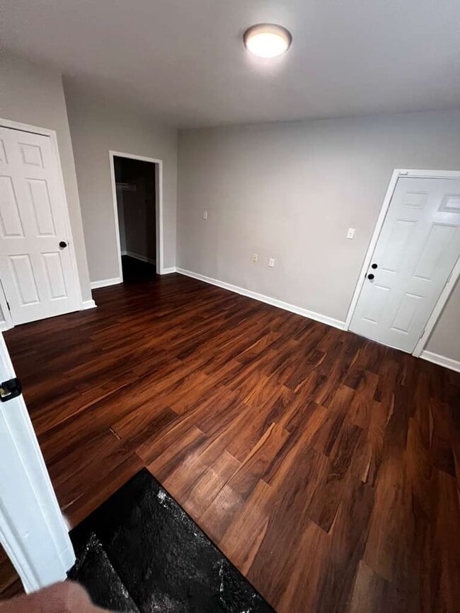 Building Photo - 3927 Dearborn St