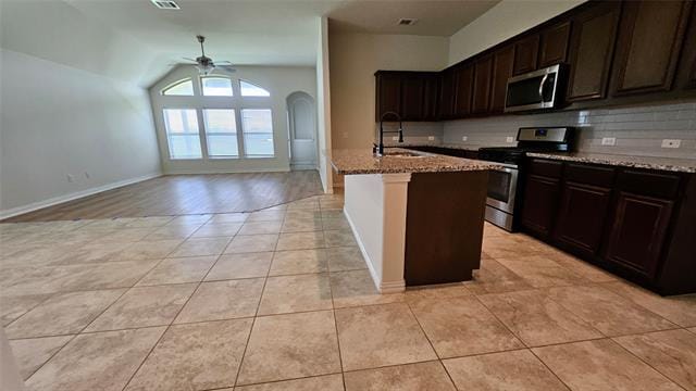 Building Photo - 5605 Apple Ridge Dr