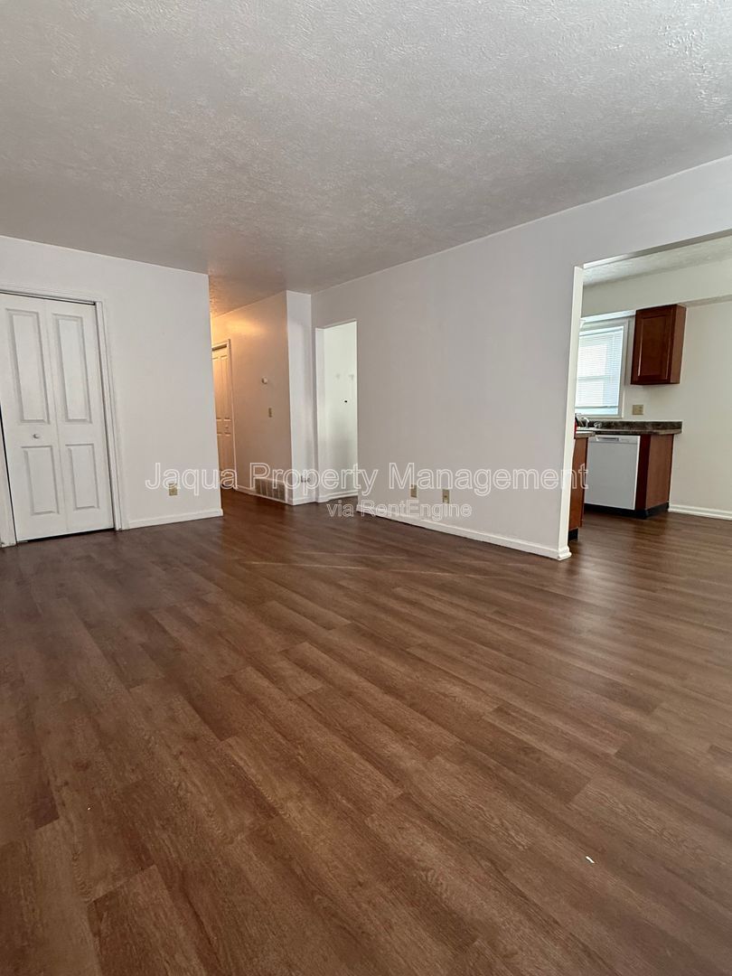 Building Photo - 51600 Co Rd 652