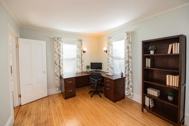 Building Photo - 57 Summer St