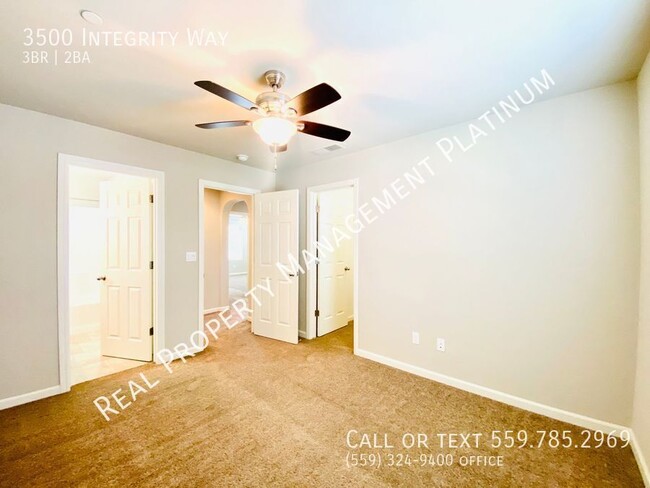 Building Photo - $2,195 Dewolf & Barstow, 3 Bedroom $500 MO...