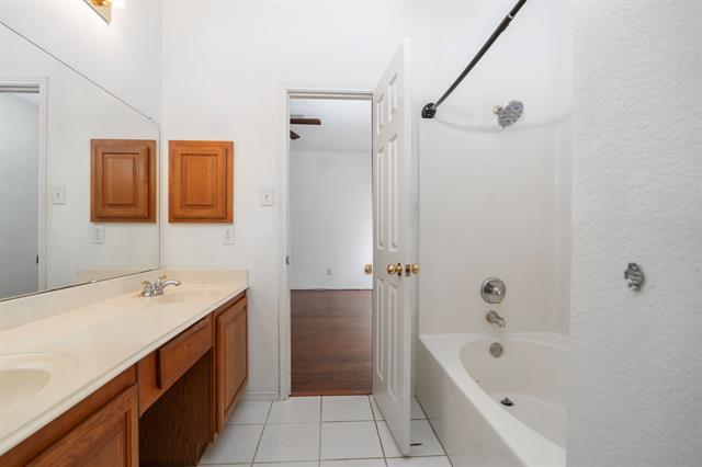Building Photo - 812 Dunkirk Ln