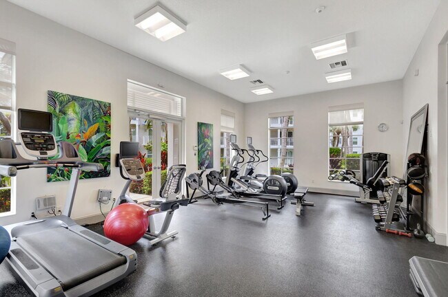 Building Photo - 444 Bay Colony Dr N