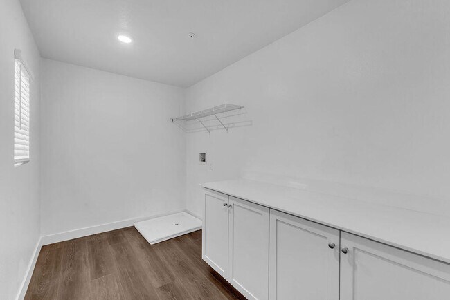 Building Photo - 83325 White Stallion Rd