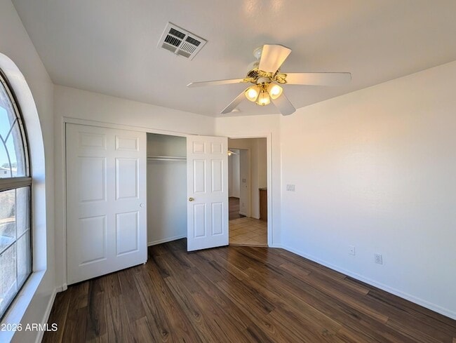 Building Photo - 6416 N 78th Ln
