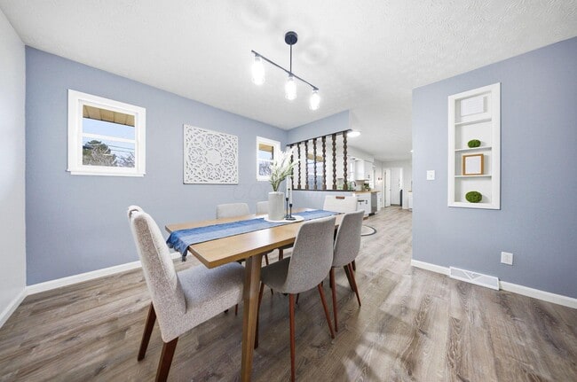 Building Photo - 103 Valleyview Dr