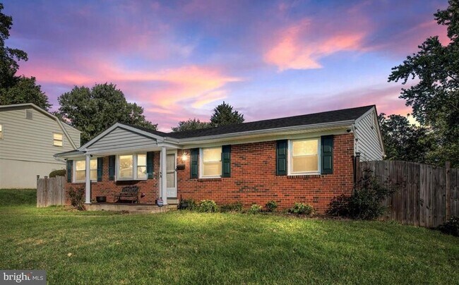 Building Photo - 13317 Hillendale Dr