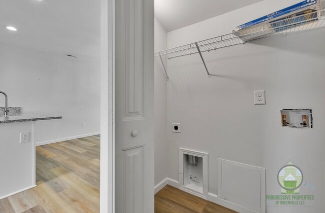 Building Photo - 8 Wofford Rd