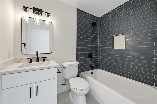 Building Photo - 4413 Quails Ln