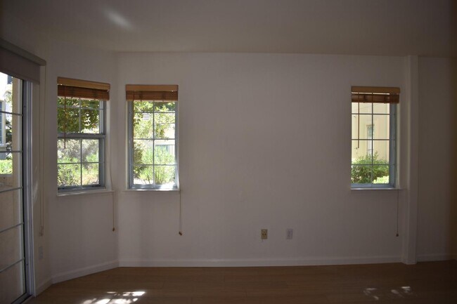 Building Photo - 4173 El Camino Real