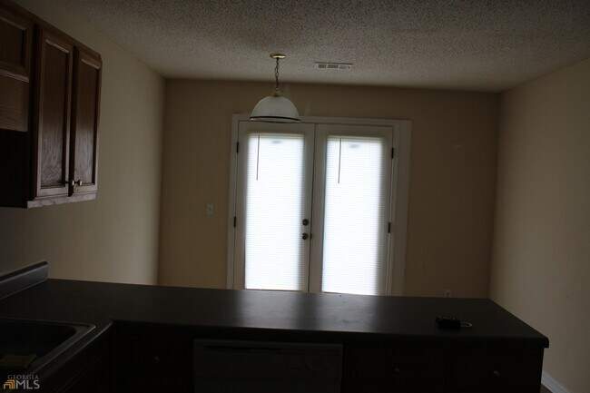 Building Photo - 6008 Creekerton Blvd