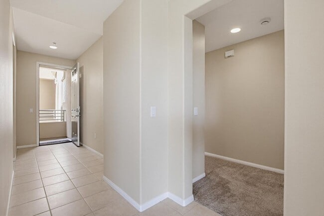 Building Photo - Carlsbad Condo West of 5 Freeway with Lagoon Access - Available Now!