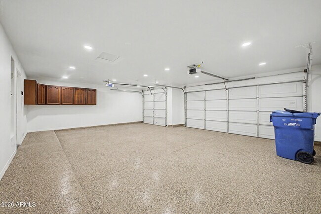 Building Photo - 25537 W Forest Grove Ave