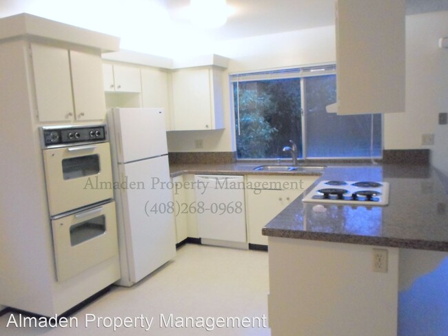 Building Photo - 4 br, 2 bath House - 5358 Pecan Blossom Drive