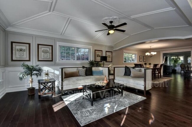 Building Photo - 1534 Constanso Way