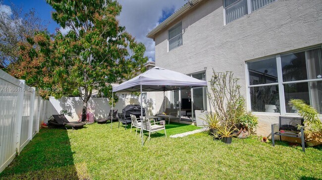 Building Photo - 16388 SW 28th St