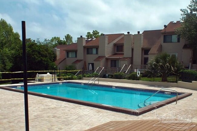 Building Photo - 923 Brookside Pl