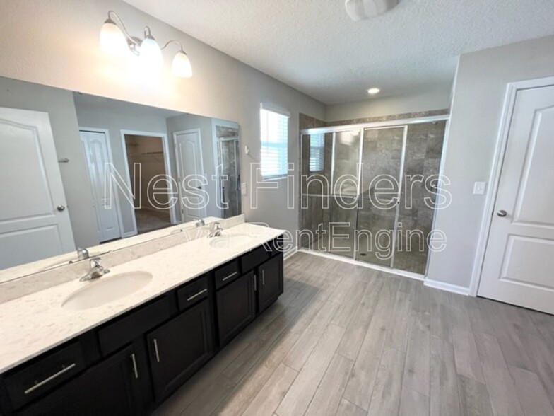 Building Photo - 33 Pickett Dr