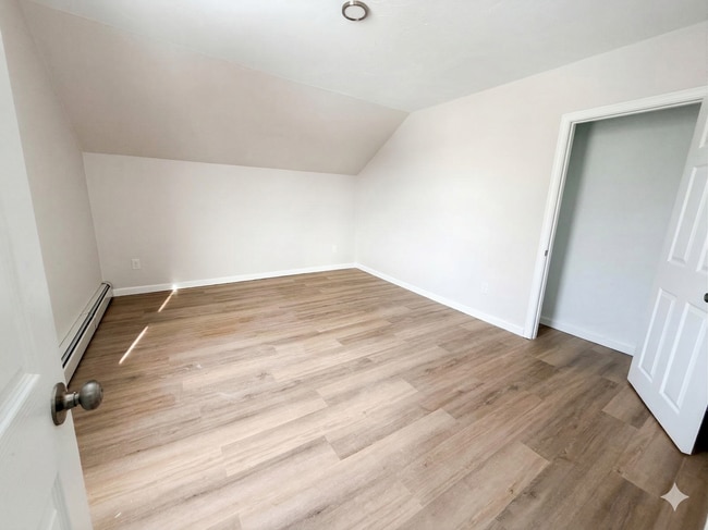 Building Photo - Shippee