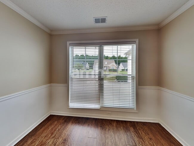 Building Photo - 3900 Village Main St