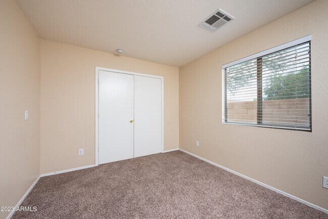 Building Photo - 37153 W Amalfi Ave