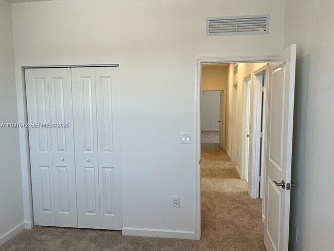 Building Photo - 2281 NW 131st Cir