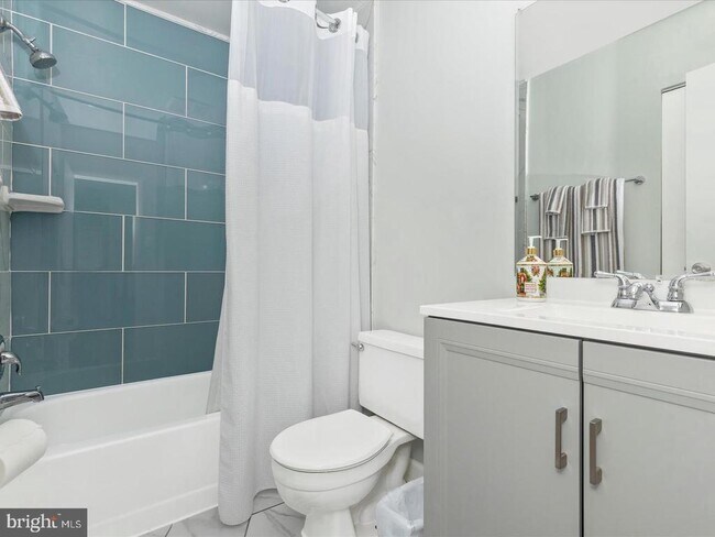 Building Photo - 11349 Appledowre Way